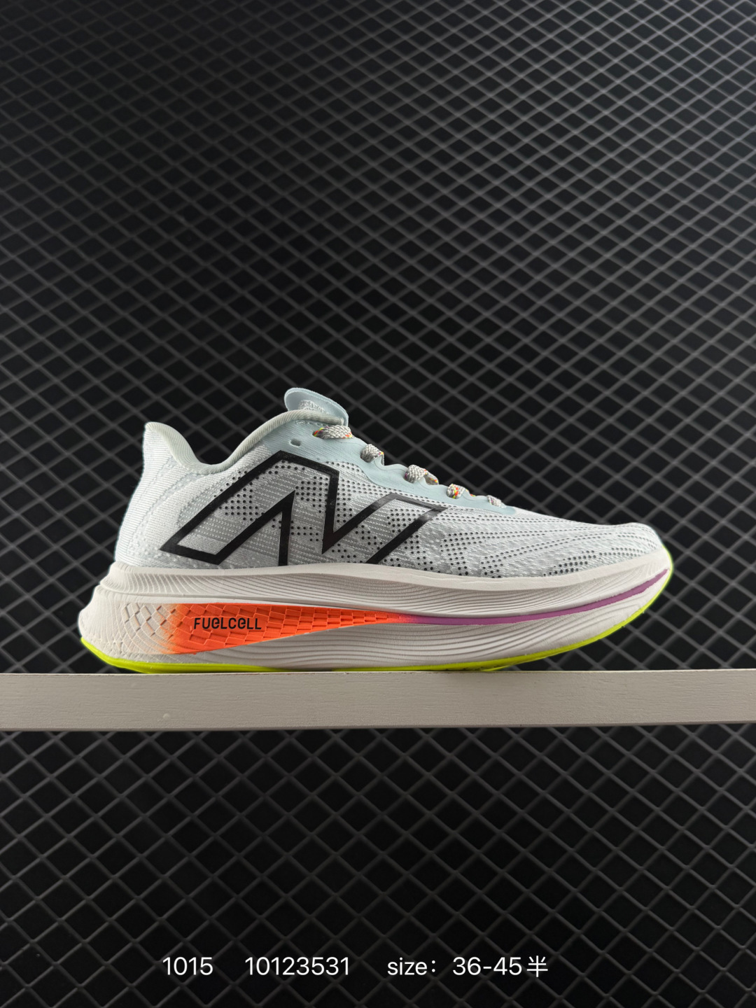 New Balance FuelCell Super Comp Trainer V2 NBV2 New Balance FuelCell Super Comp Trainer V2 NBV2